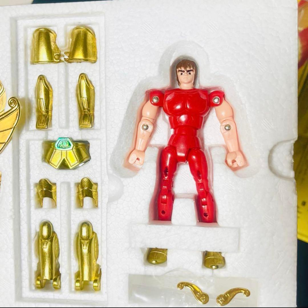 聖闘士星矢　ペガサスクロス　限定ゴールド版　聖闘士聖衣大系