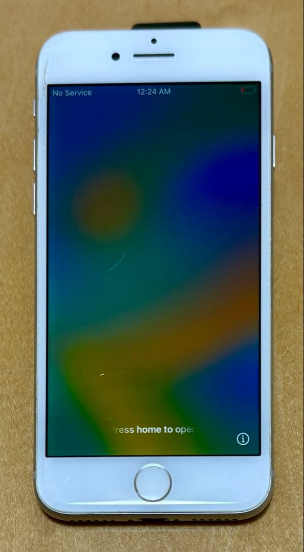 携帯電話本体 iPhone 8