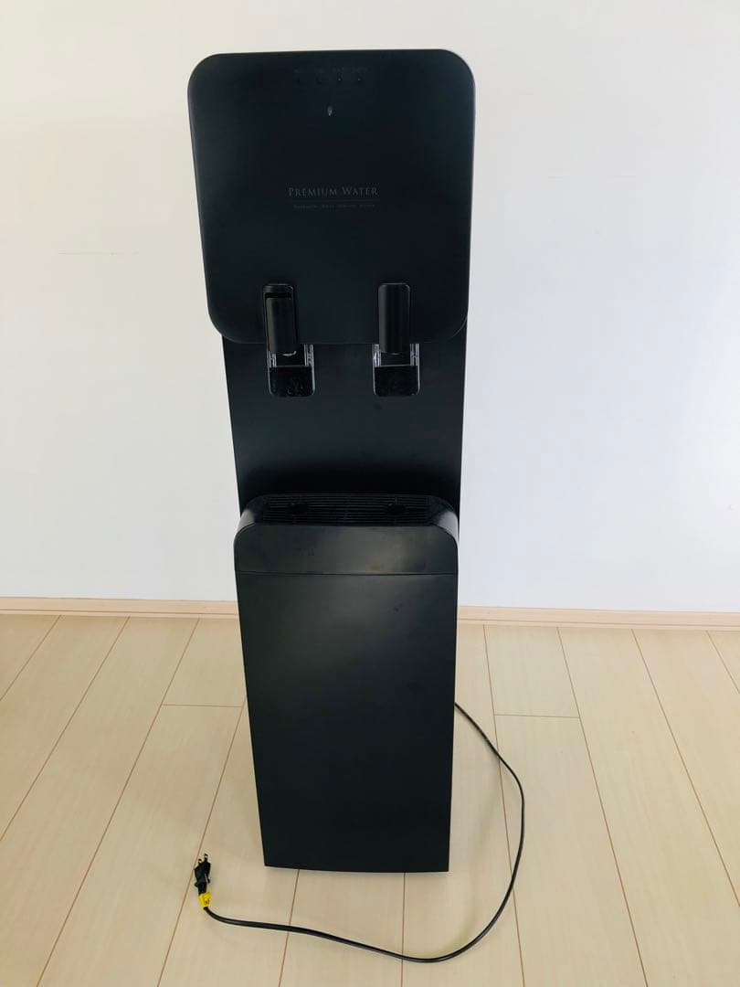 ウォーターサーバー プレミアムウォーターfamfit（ファムフィット）