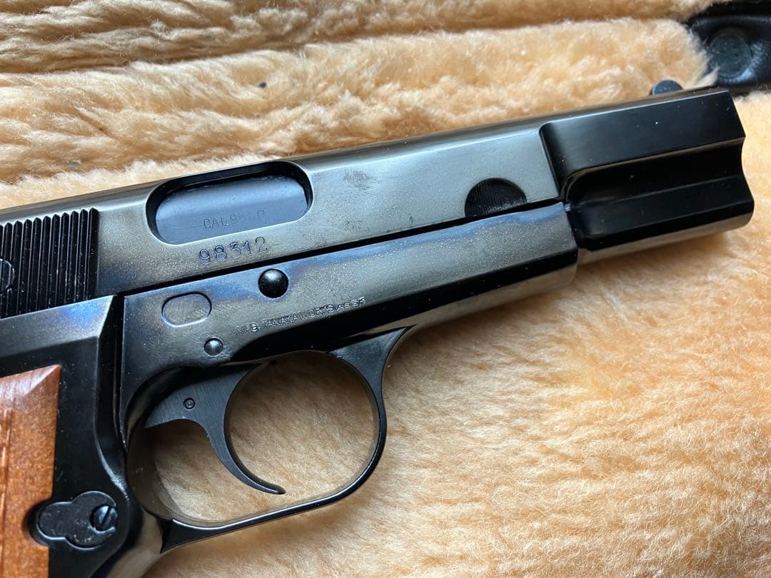 タナカABS樹脂製 ブローニングハイパワーM1935 スチールフィニッシュモデル