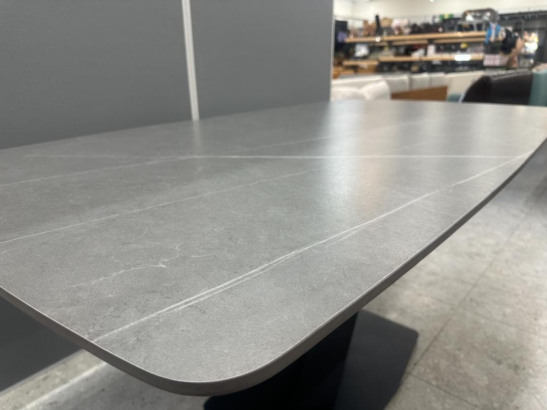 セラミックダイニングテーブル　大理石調　グレー