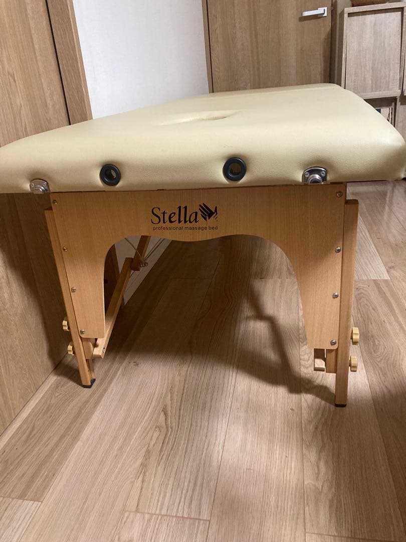 マッサージベッド　ベージュ　折りたたみ