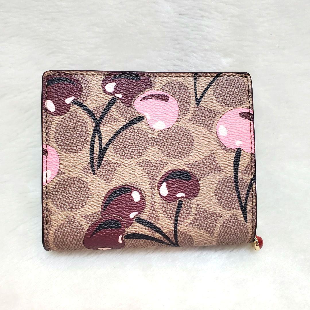 COACH コーチ　新品未使用　ミニスナップウォレット　チェリー　シグネチャー