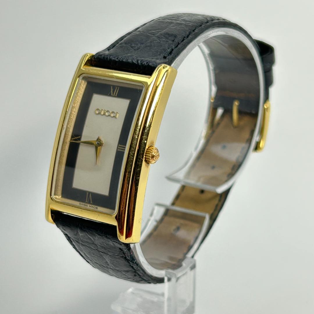 【人気】GUCCI グッチ 2600M レクタンギュラー ブラック文字盤 メンズ