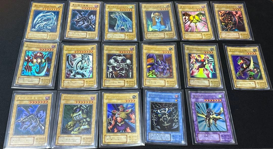 【ジャンク】遊戯王　初期、２期、レリーフまとめ　青眼ブルーアイズ