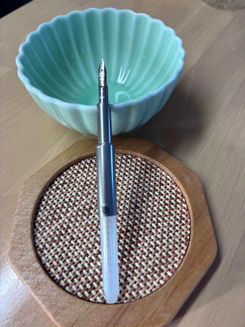 パイロット 万年筆 キャップレスデシモ ペン先 F ライトブルー 18K