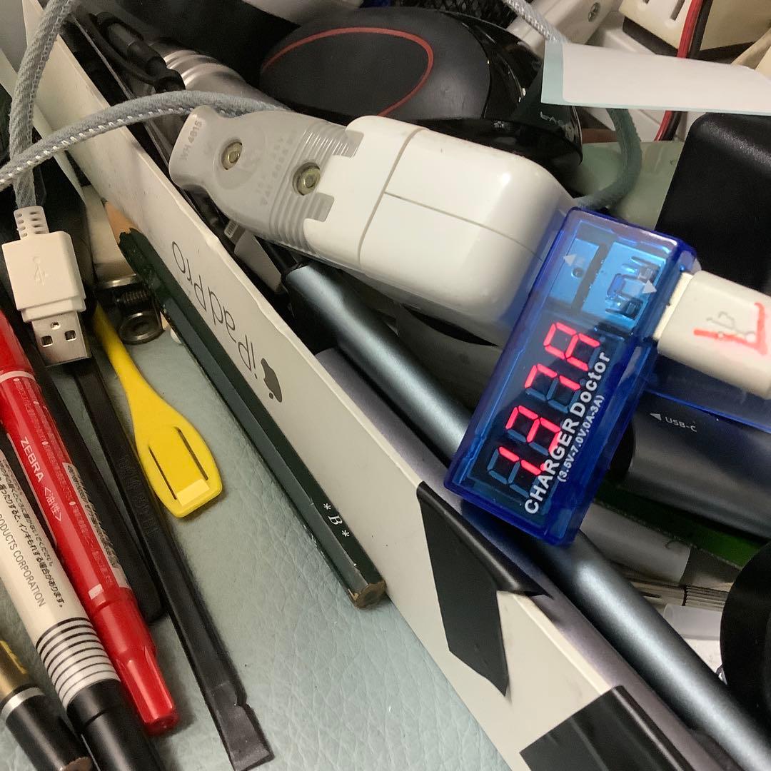 iPad 8世代32G wifi PSE新品バッテリー100％GOLD