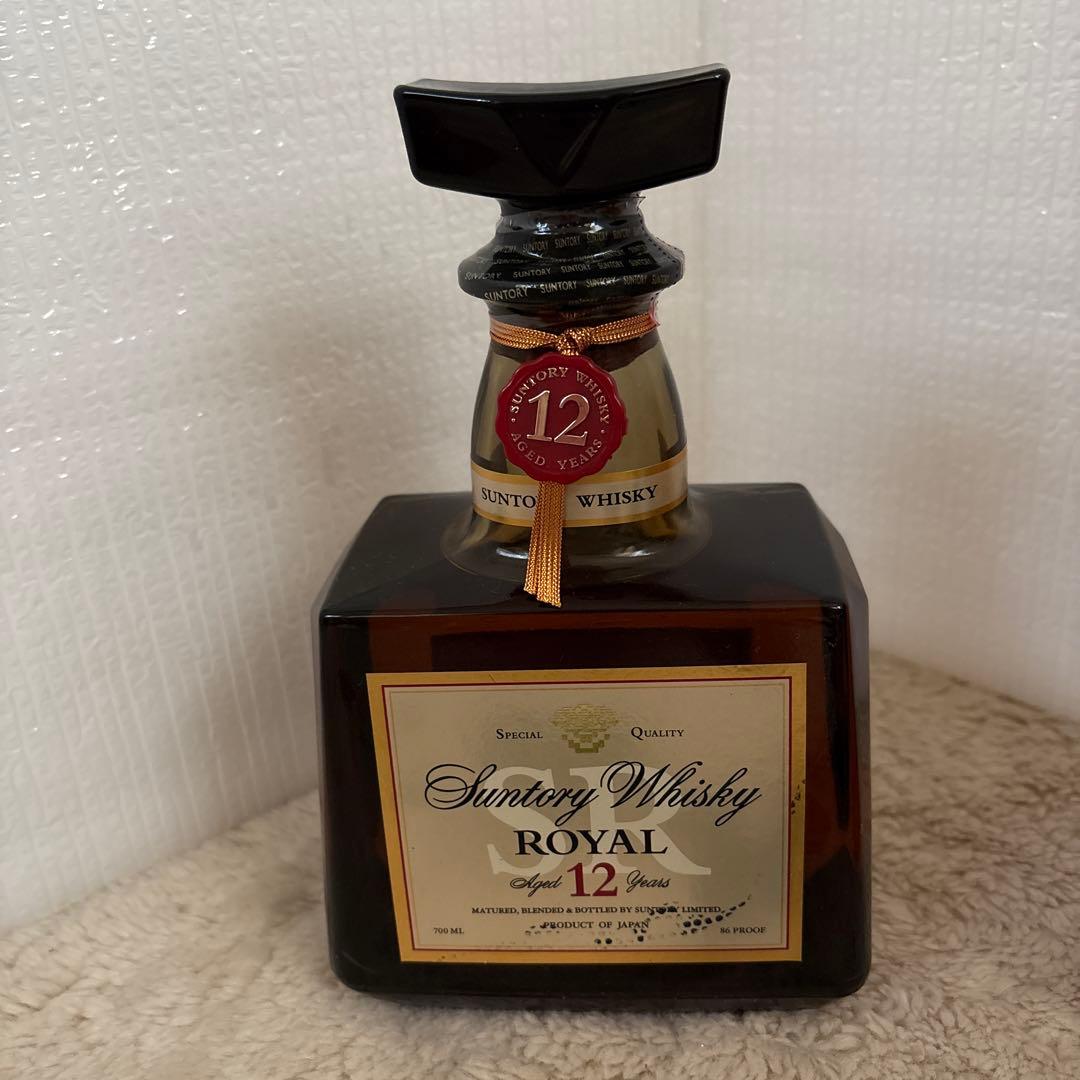 サントリーウイスキー　ローヤル12年700ml 角瓶700ml 古酒