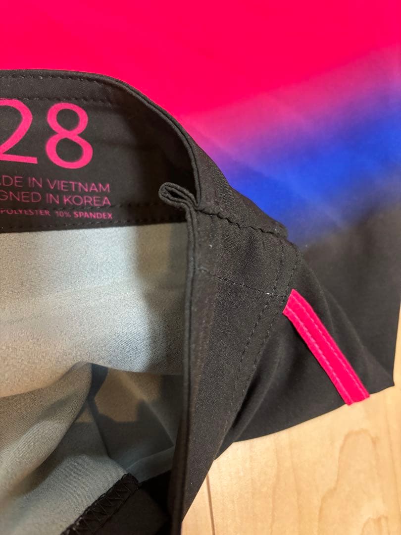 FIED 水着 28サイズ グラデーションデザイン　フィジーク