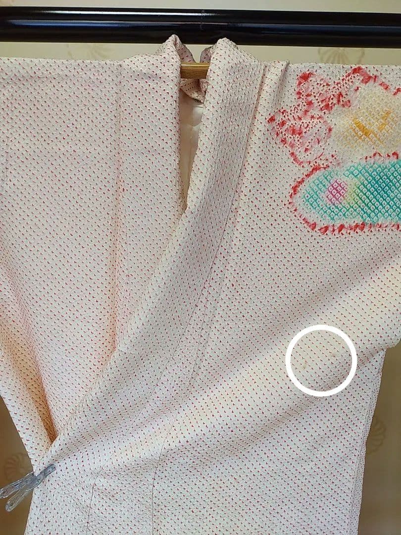 PK-16/25　振袖　白地　朱・緋(あけ)色　総絞り　花柄　長丈167裄67