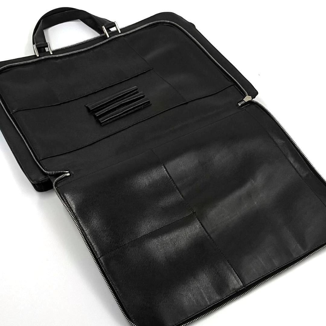極希少✨️プラダ　サフィアーノ　ビジネスバッグ　三角プレート　レザー　黒　白タグ