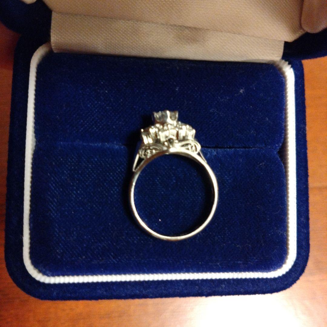 ダイアモンドリング（鑑定書　有）