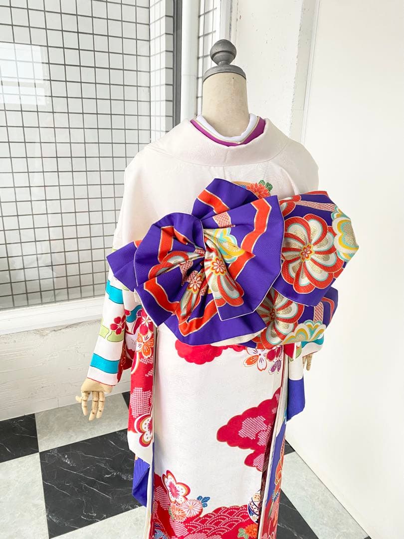 全て揃う振袖セット、白地、成人式振袖フルセット白　白振袖