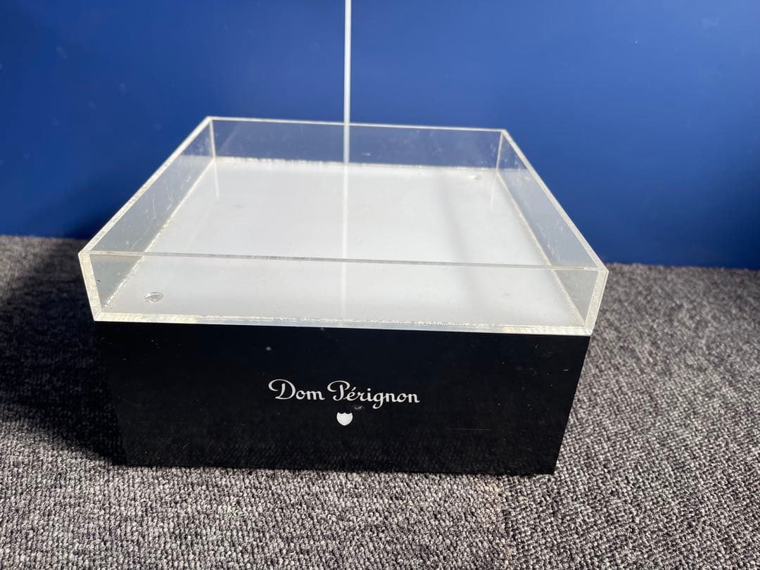 ドン・ペリニヨン シャンパンタワー台
