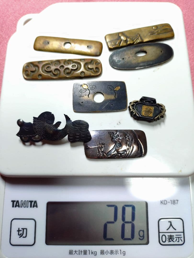 金属工芸　達磨　鯛　銀製　四分一銀　銅製 彫刻 アンティーク 工芸品