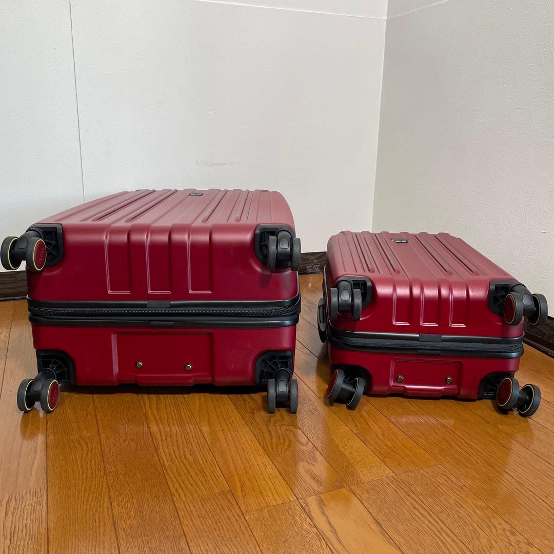 【新品未使用品】DELSEY PARIS 4輪　スーツケース　2個セット　赤