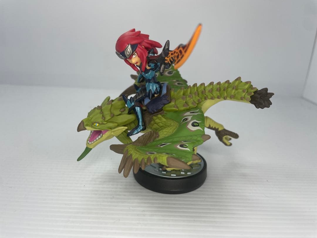 amiibo リオレイア&シュヴァル　アミーボ　モンハンストーリーズ