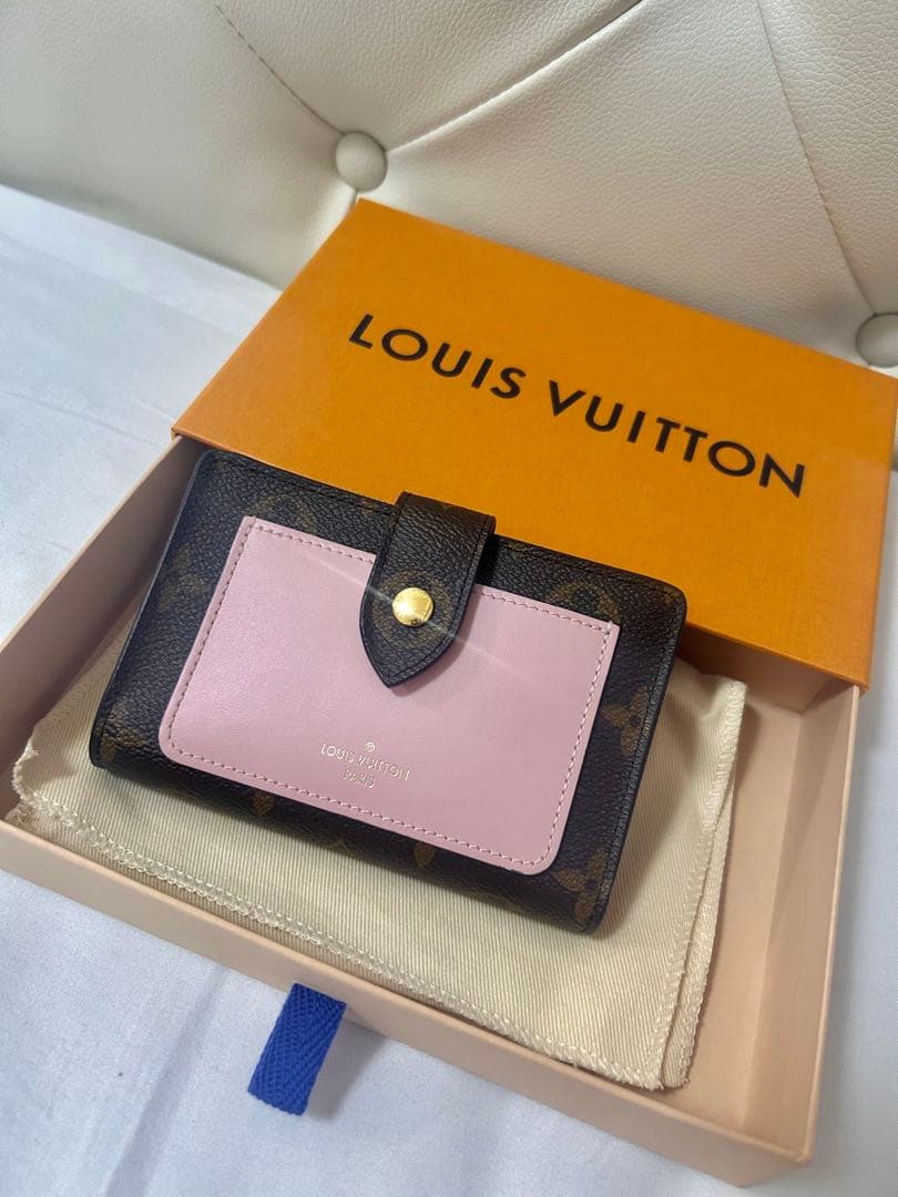 LOUIS VUITTON 財布　ポルトフォイユ ジュリエット 二つ折り　ピンク