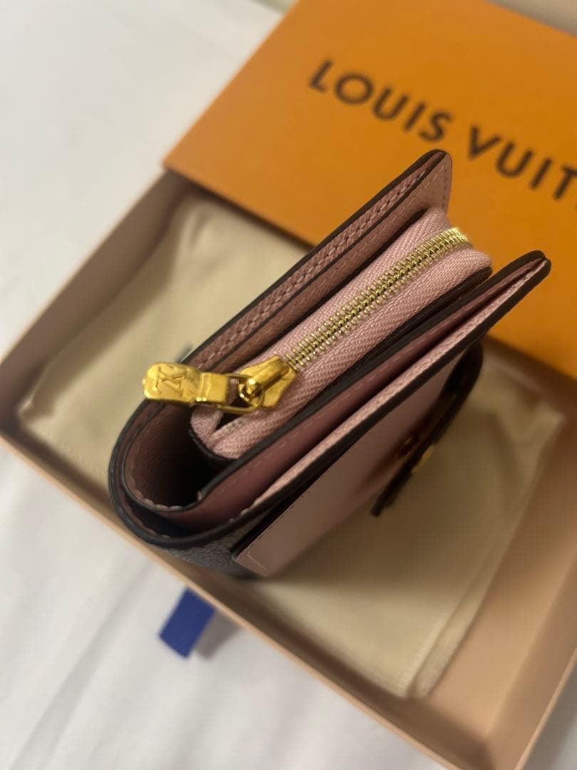 LOUIS VUITTON 財布　ポルトフォイユ ジュリエット 二つ折り　ピンク
