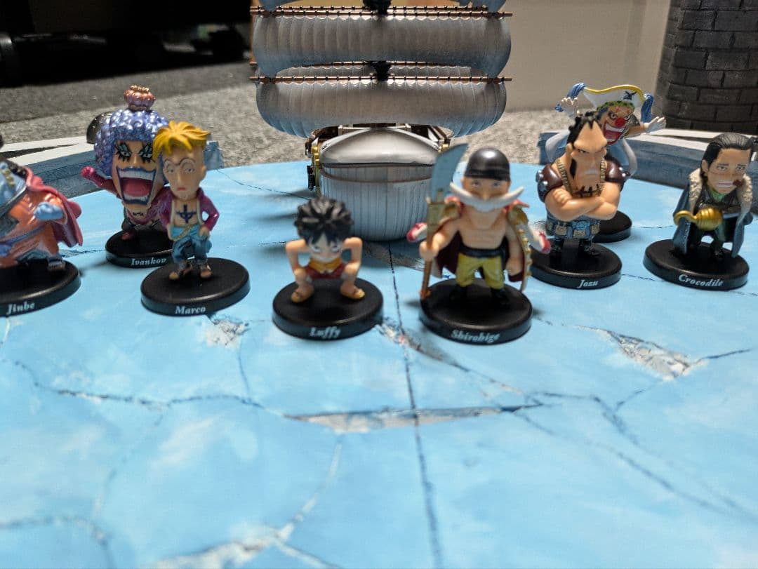 【送料込み】ジオラマ ワンピース 海軍本部 マリンフォード 頂上戦争