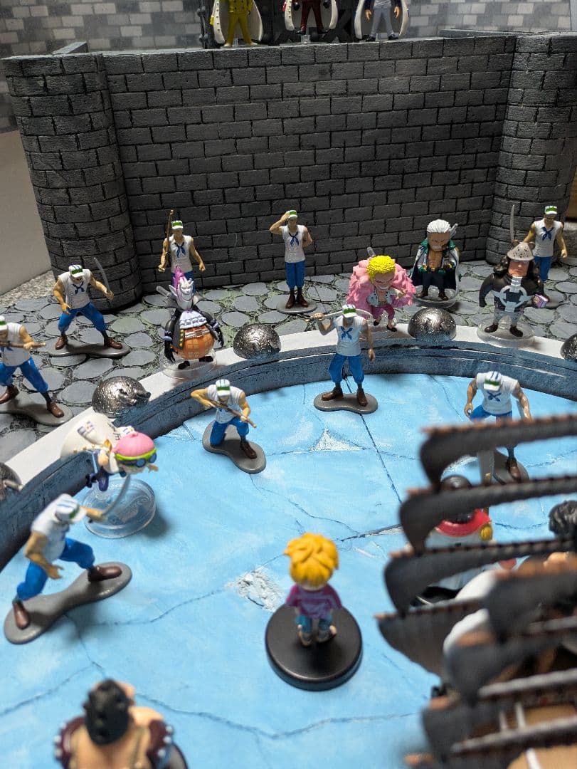 【送料込み】ジオラマ ワンピース 海軍本部 マリンフォード 頂上戦争