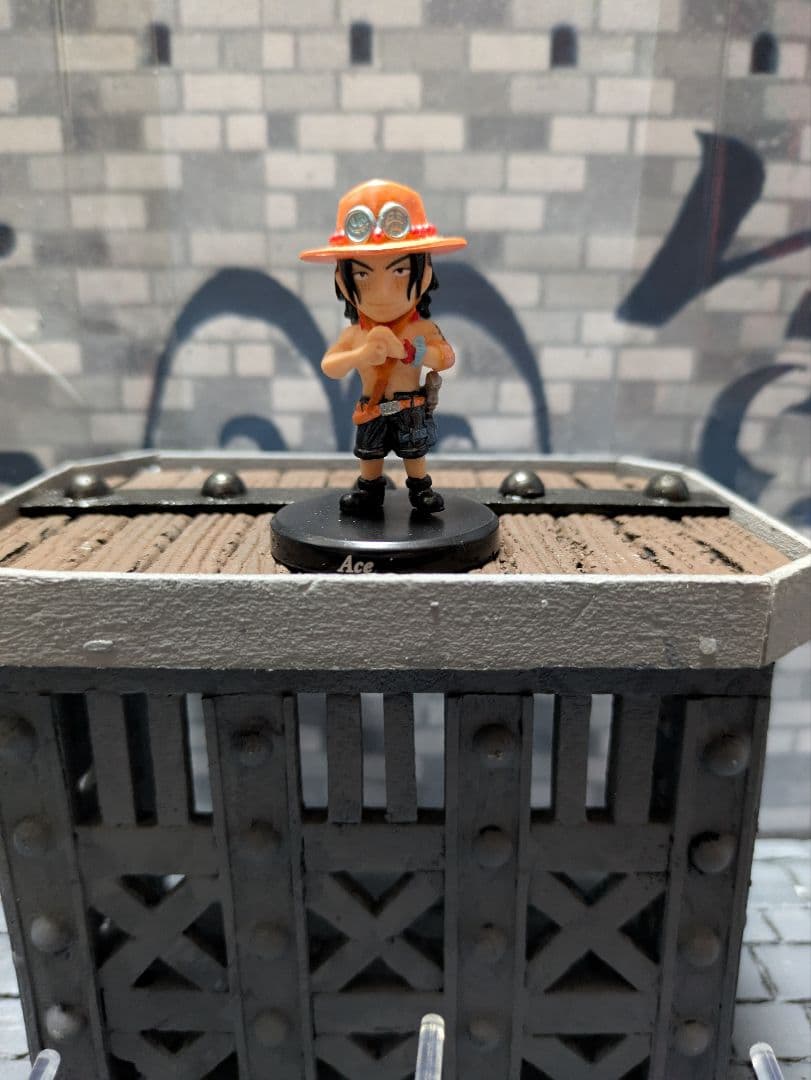 【送料込み】ジオラマ ワンピース 海軍本部 マリンフォード 頂上戦争