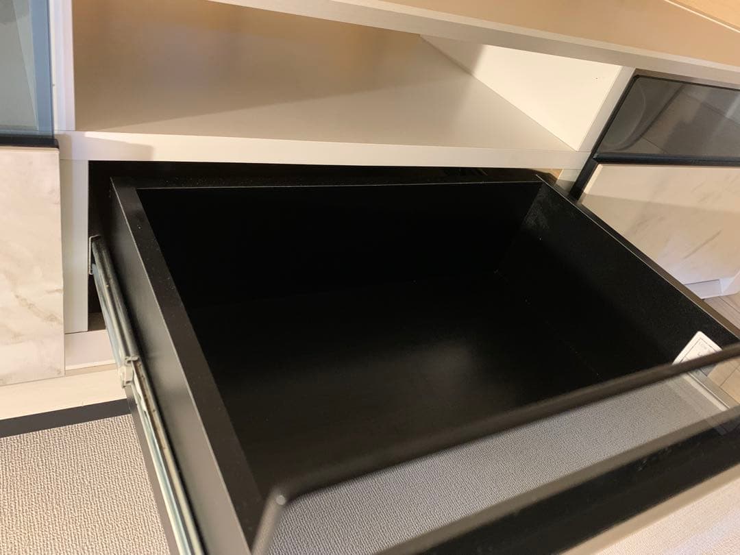 ニトリ NITORI 大理石仕上げ テレビ台 三つ引き出し