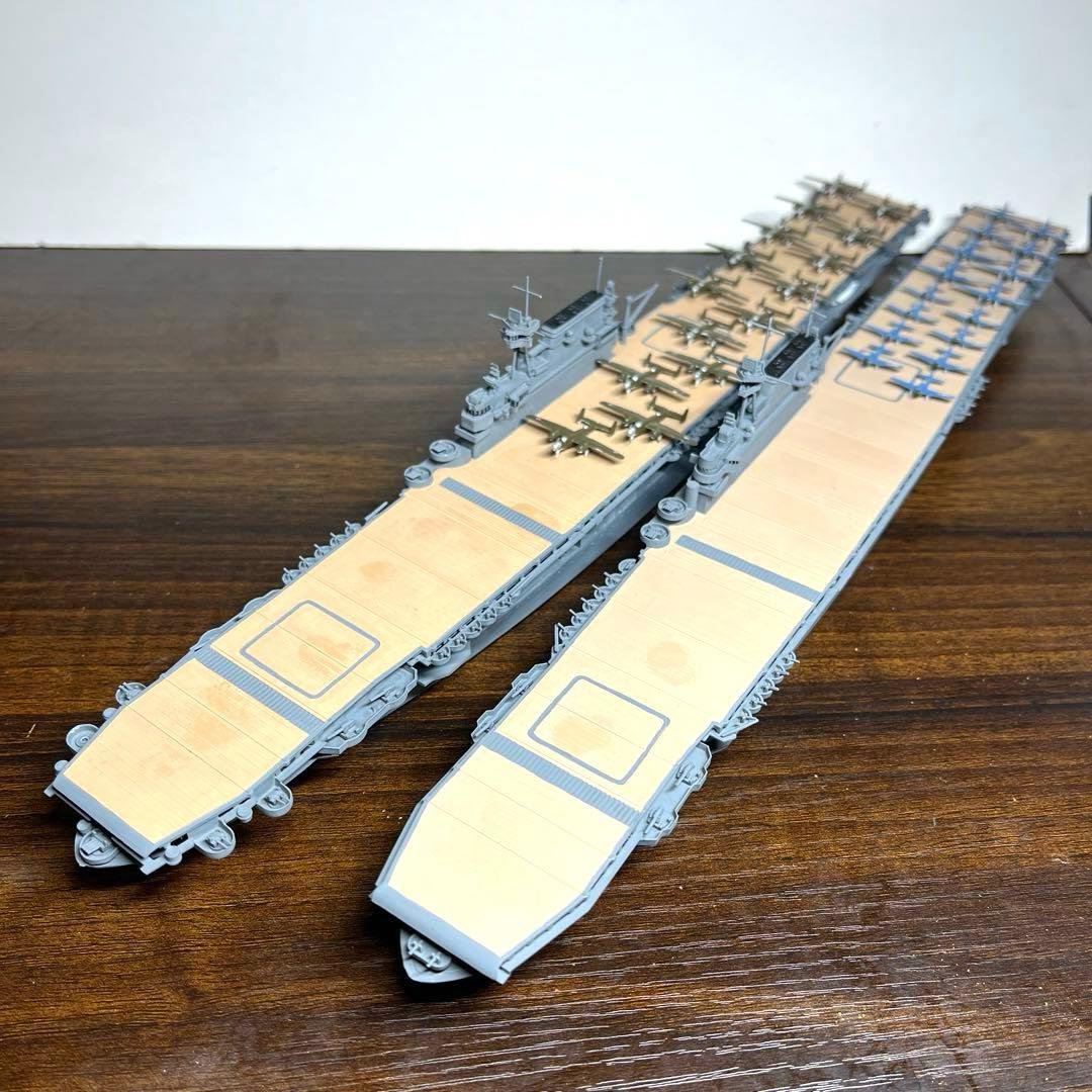 1/700 アメリカ海軍　航空母艦　ヨークタウン　ホーネット　2隻セット