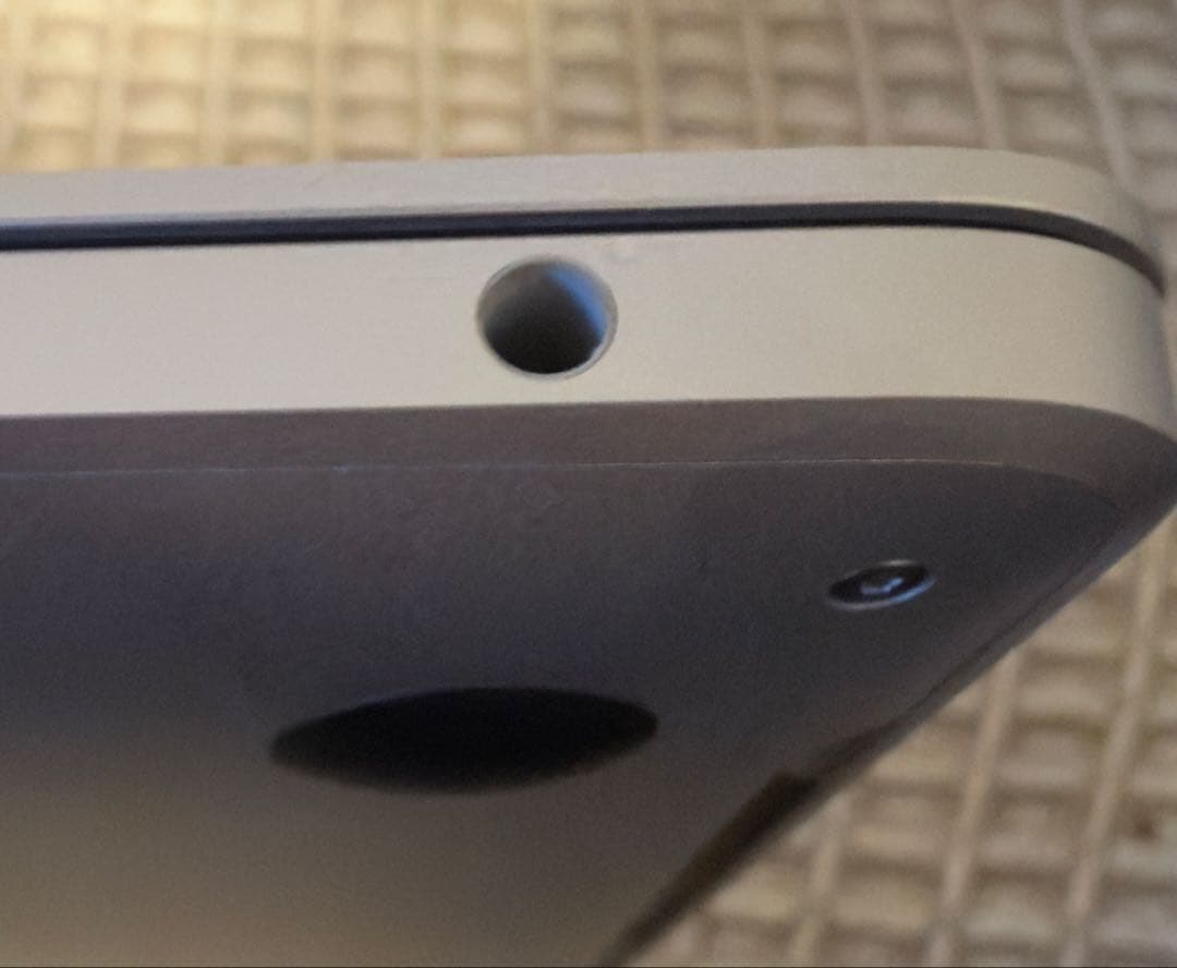 美品　MacBook Pro 13インチ　M1 2020モデル　シルバー