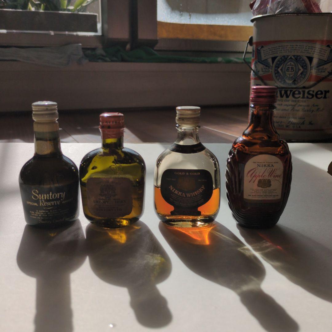 SUNTORY WHISKY RED 700ml 箱入り