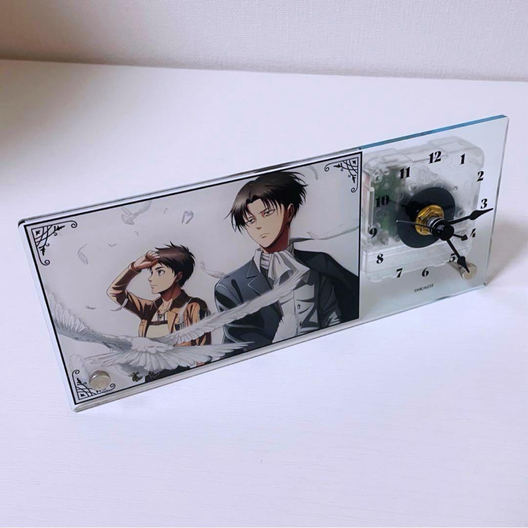 【希少品】 進撃の巨人　アクリル置き時計 リヴァイ エレン
