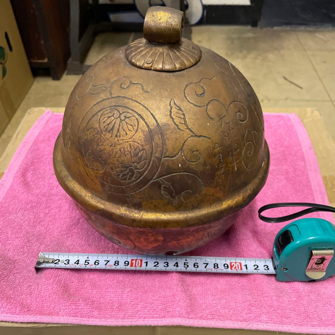 大きい鈴　元禄元年　東照宮