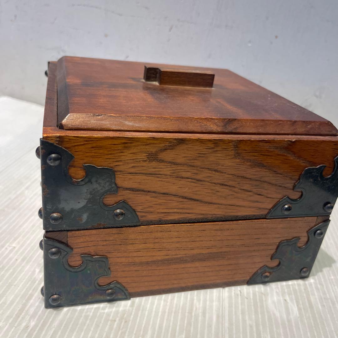 希少　古民具・骨董　立派な金具が印象的な硯箱(小引き出し、小箱、小物入れ、木箱)