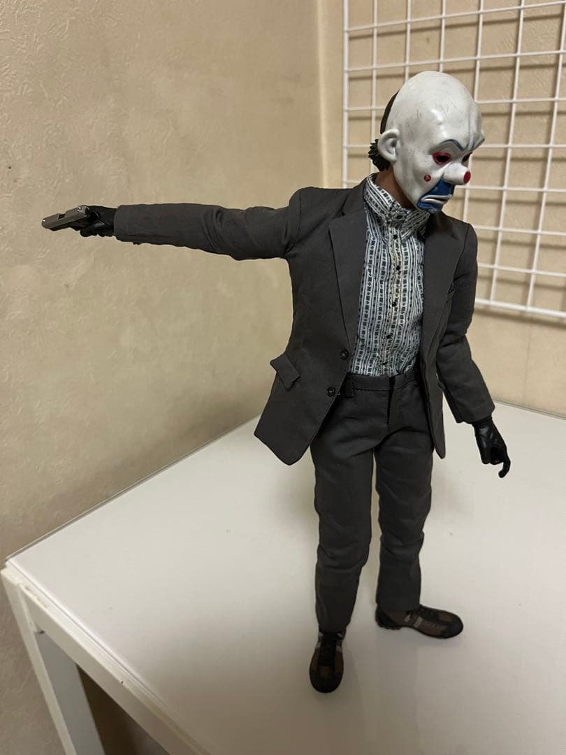 ホットトイズ　ダークナイト　ジョーカー　銀行強盗　2.0 バットマン　joker