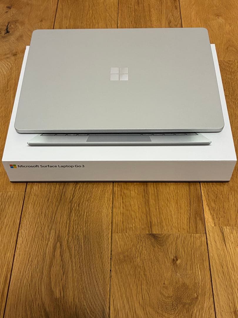 Surface Laptop Go3 / 128GB / 4月末購入