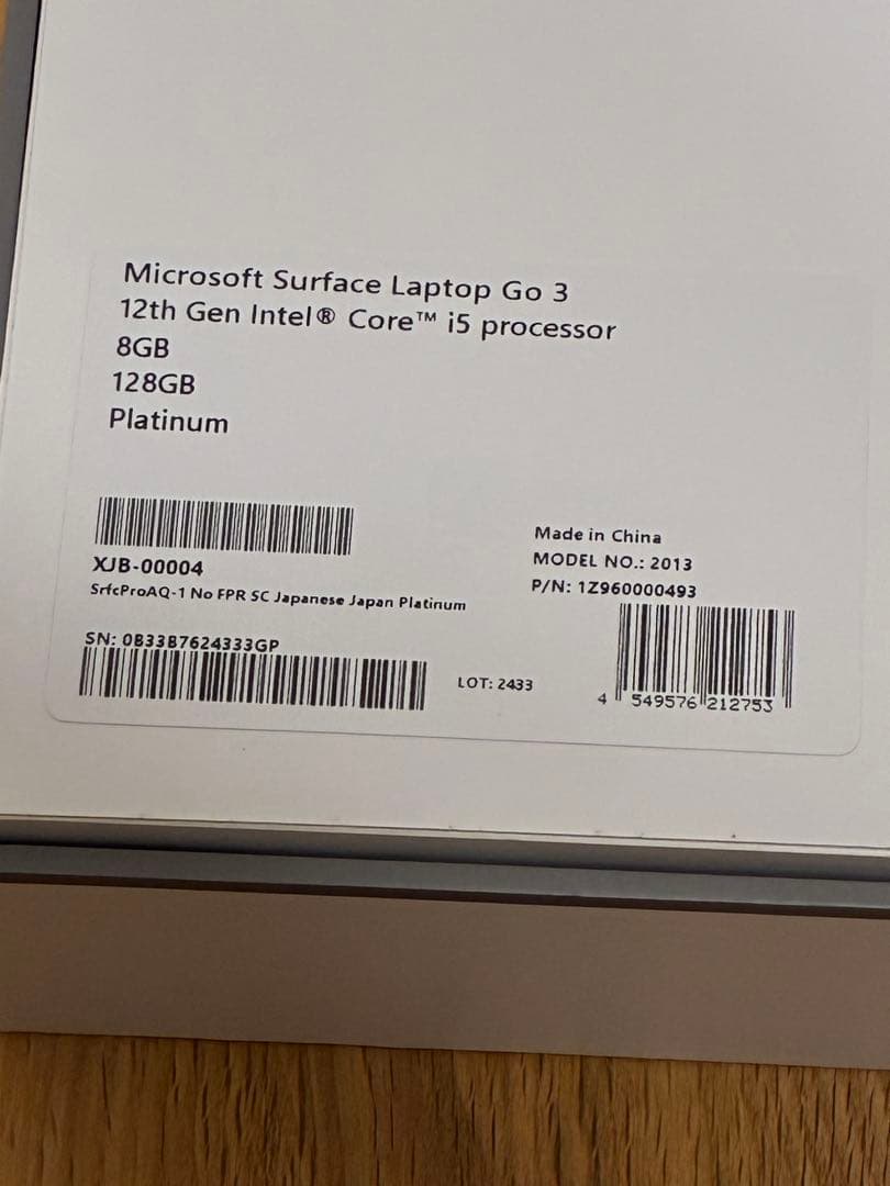 Surface Laptop Go3 / 128GB / 4月末購入