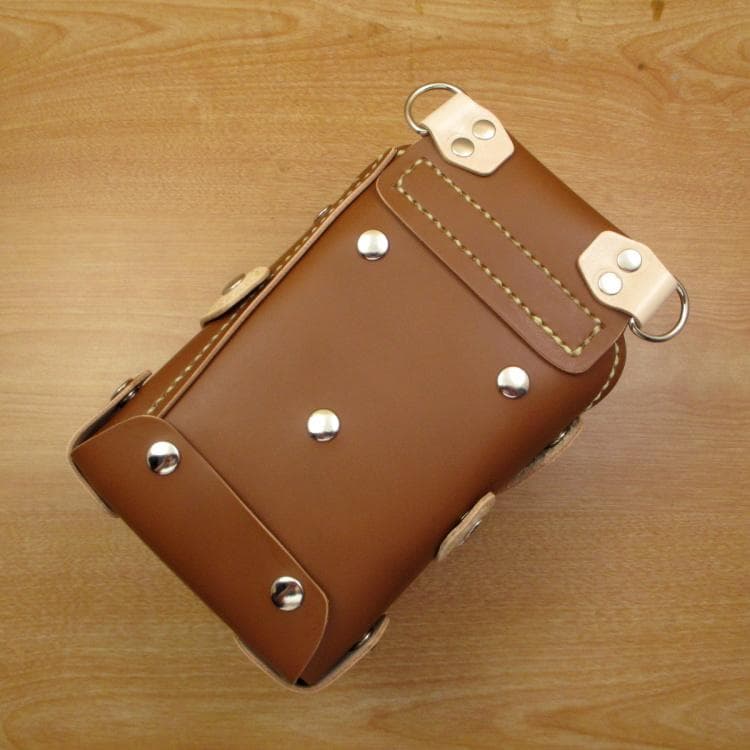 【トリマー向き】 ８丁差し 本革シザーケース　キャメル　TSC-13/CCA