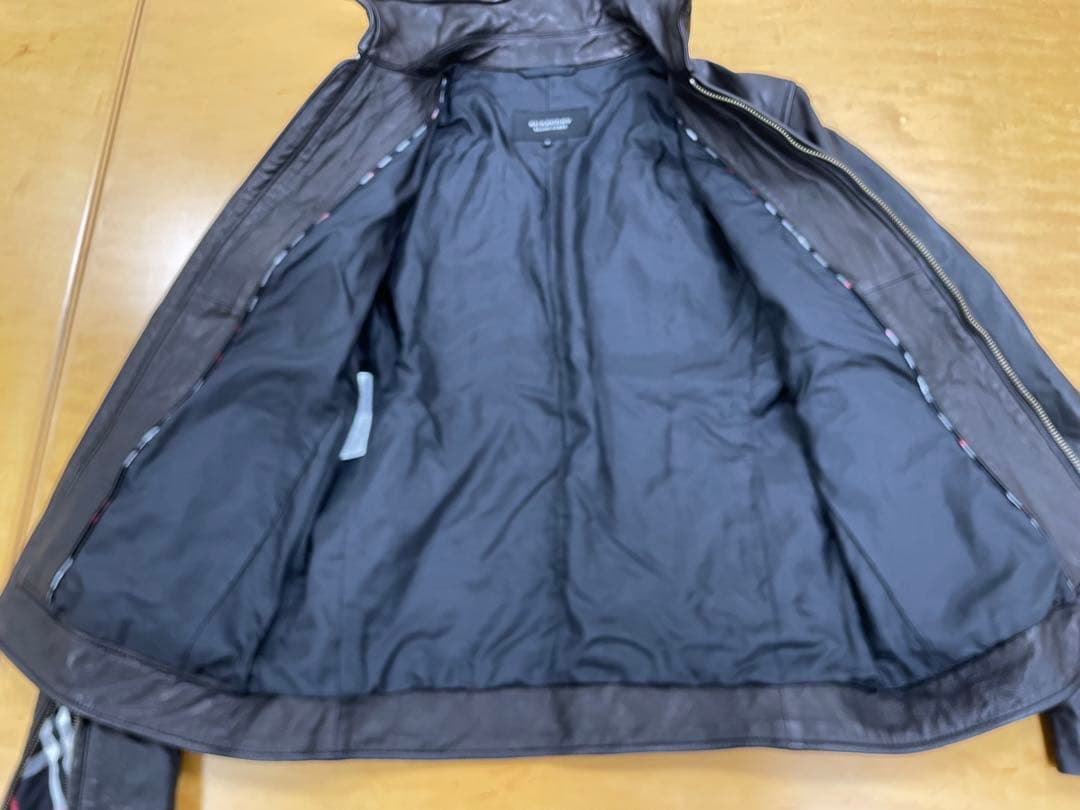 バーバリーブラックレーベル レザーシングルライダースジャケット