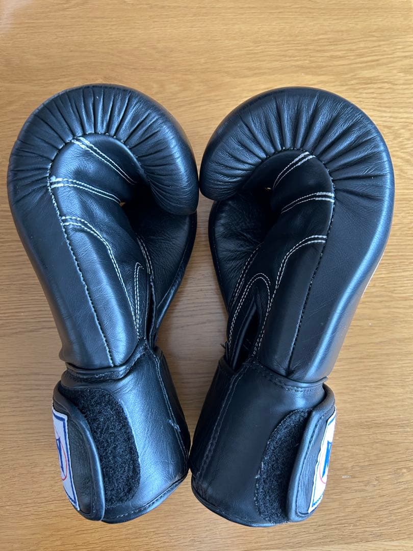 WINDY BGVH ボクシンググローブ 14 oz ブラック