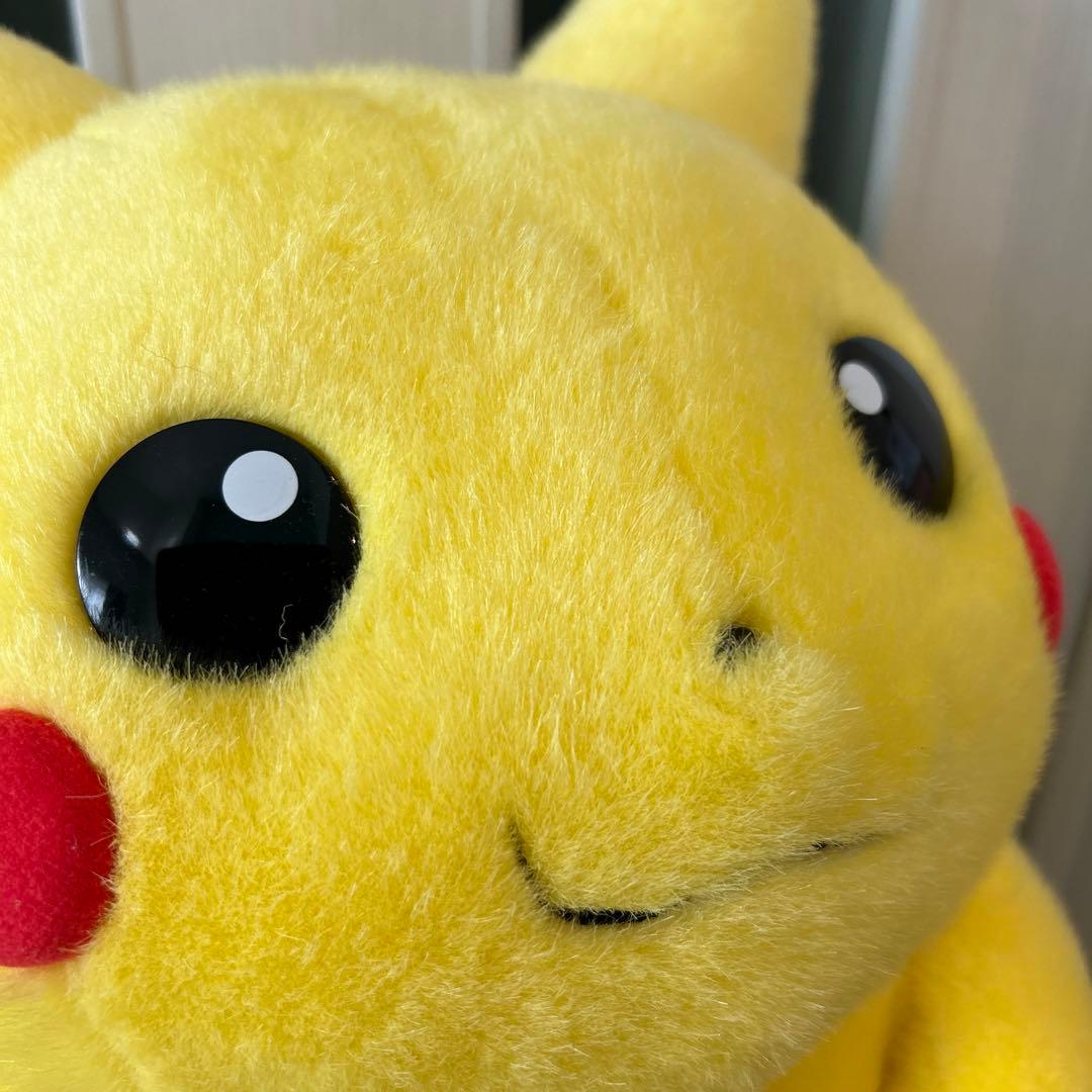 希少　ピカチュウ 等身大ぬいぐるみ　おしゃべり貯金箱　カール