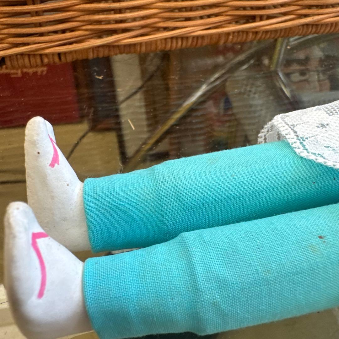 特級呪物⁉︎ 曰くなし？　日本人形 ピンクと青の衣装