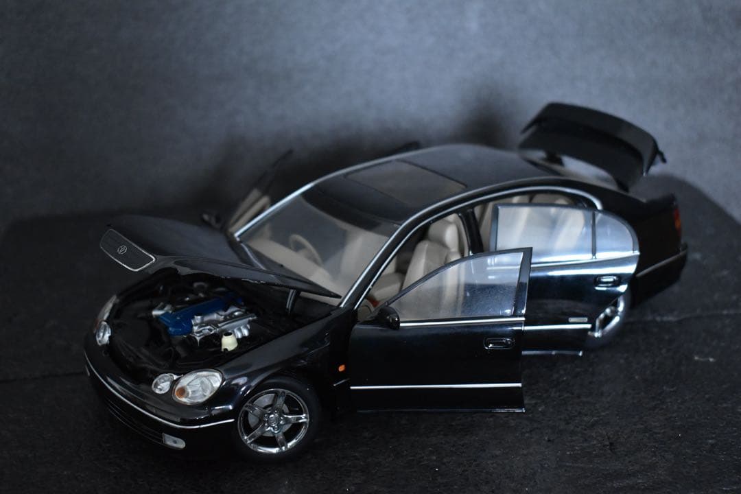 1/18 オートアート トヨタ アリスト V300 2JZ フルディティール