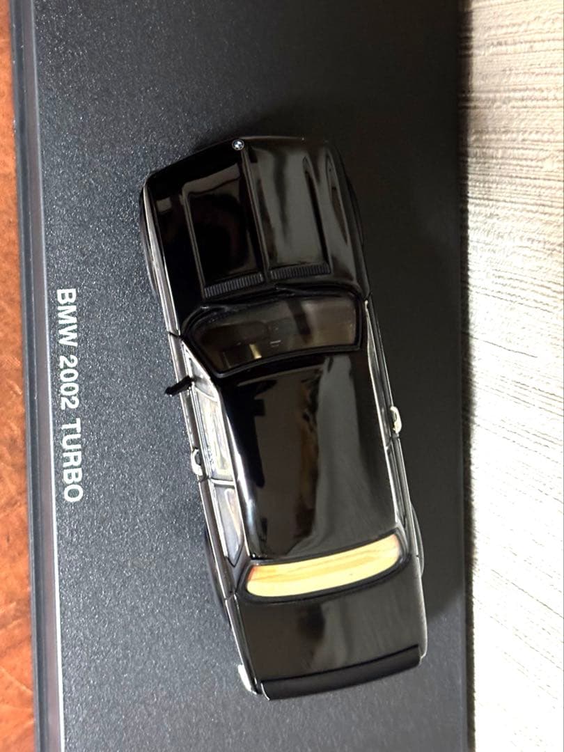 BMW 2002 Turbo ミニカー ブラック 1/43