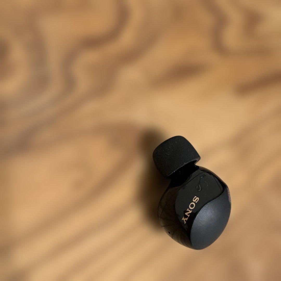 SONY ブラック ワイヤレスイヤホン 右耳のみの販売です