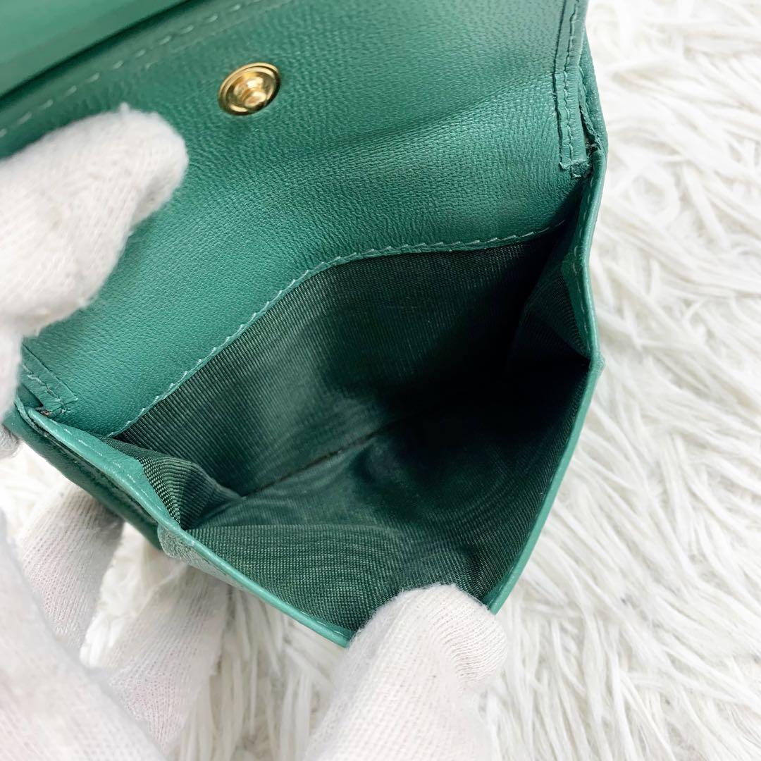 【✨極美品 現行✨】ミュウミュウ 二つ折り財布 マテラッセ エメラルドグリーン