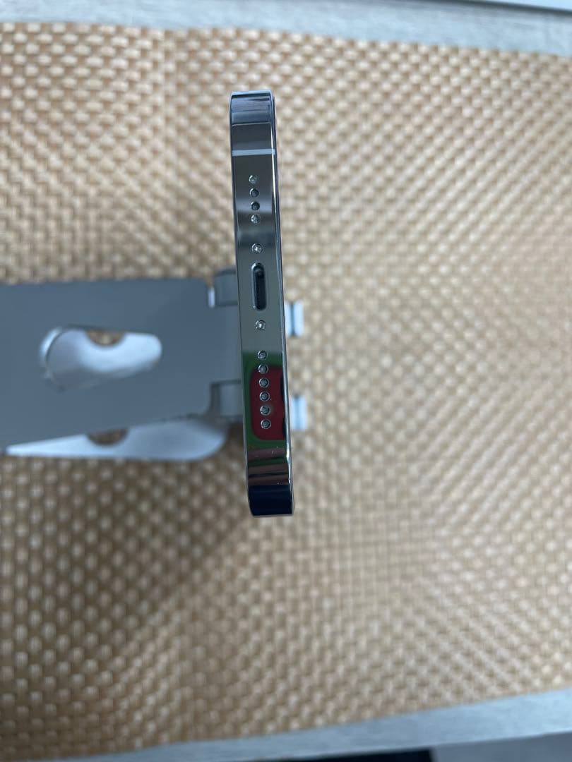 iPhone 13 Pro Max 256 GB シルバーSIMフリー