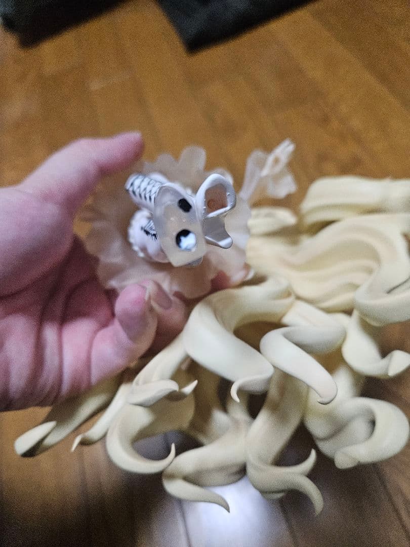 ローゼンメイデン 雪華綺晶 (1/3スケールPVC塗装済み完成品)