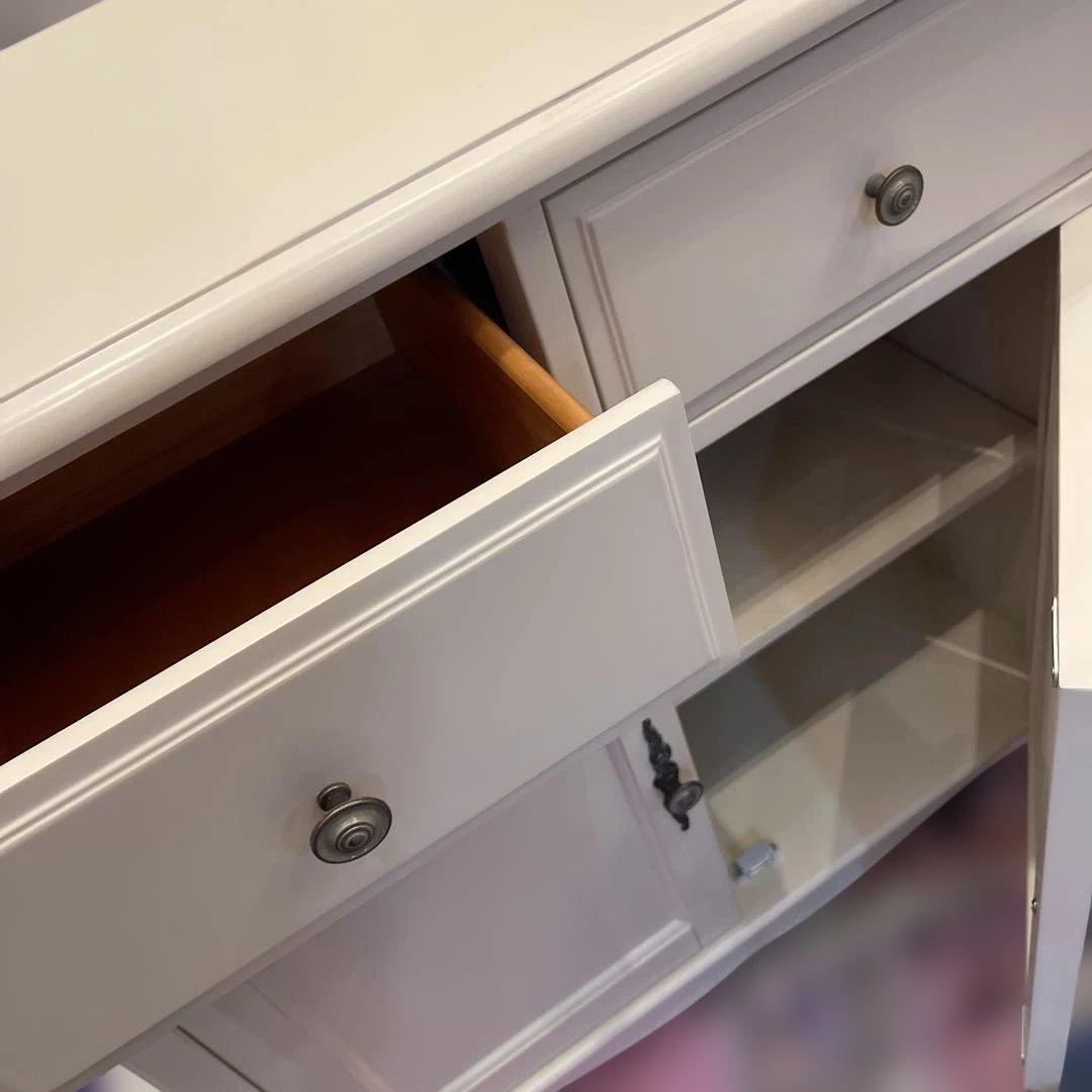 フレンチカントリー調北欧アイボリー木製キャビネット 両開きチェスト収納姫系