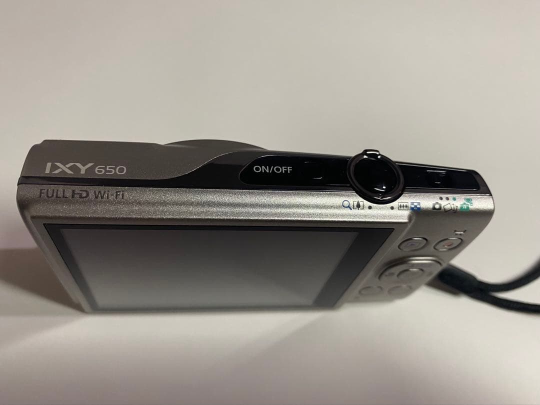 【極美品】Canon IXY650 イクシー シルバー 人気 デジタルカメラ