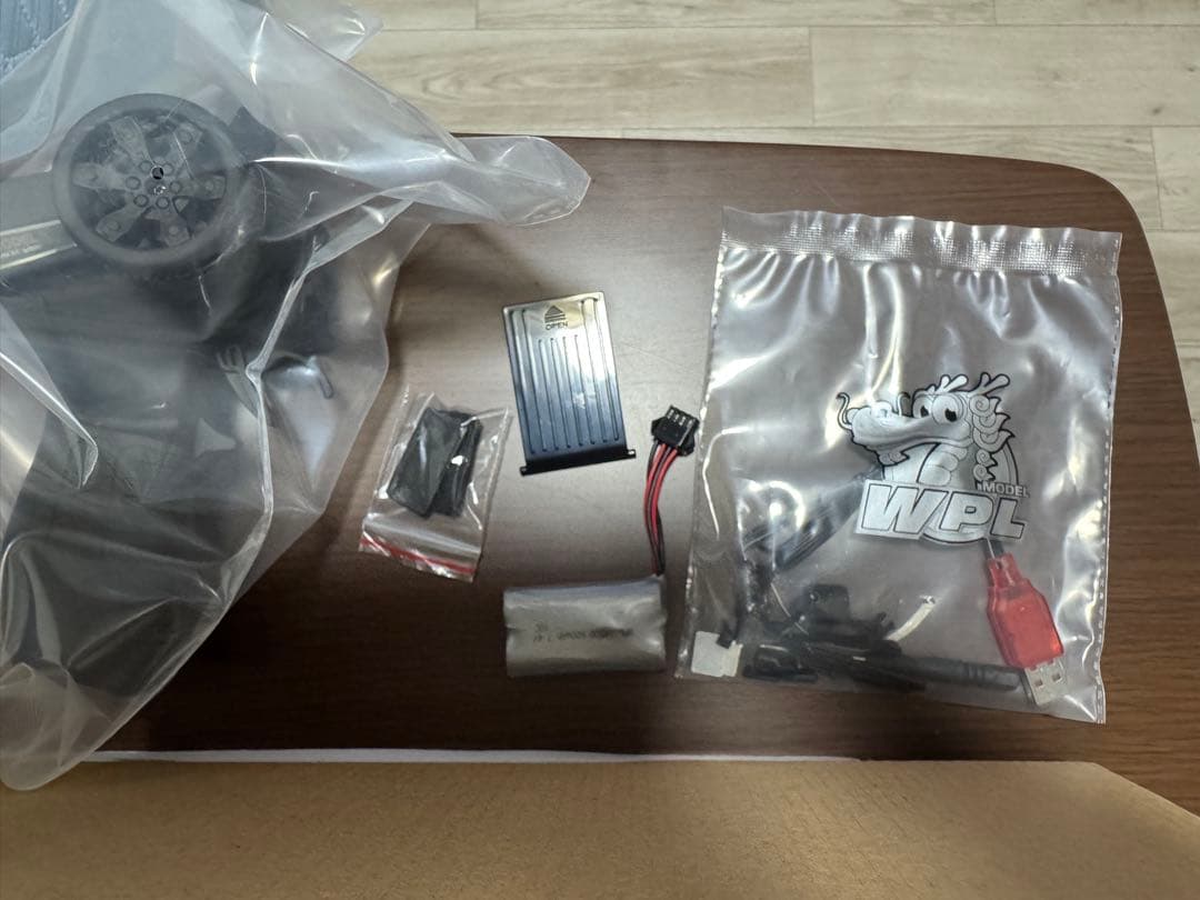 WPL JAPAN Suzuki Jimny C74 限定ステッカー付き